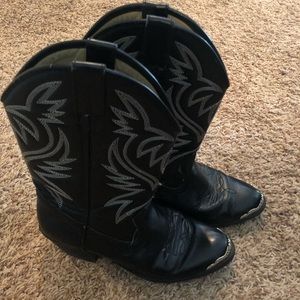 Black cowboy boots
